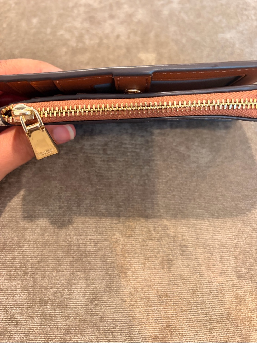 kate spade slim bifold wallet (Tan Leather & Cream Floral Zip Wallet) - Picture 4 of 11